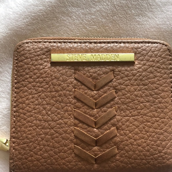 Steve Madden Wallet - Picture 1 of 5